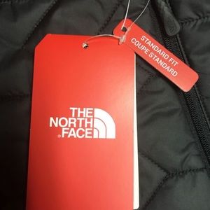 New and original men’s north face jacket